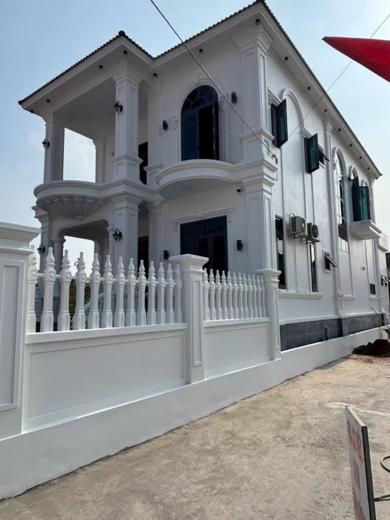 Tường mới xây - nên chọn Jotashield Bền Màu Toàn Diện