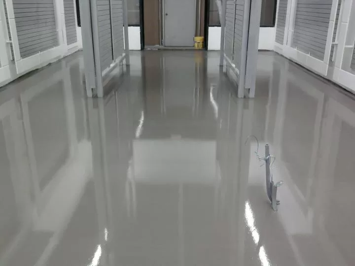Thi công Sơn Jotafloor EP SL Uni 20L